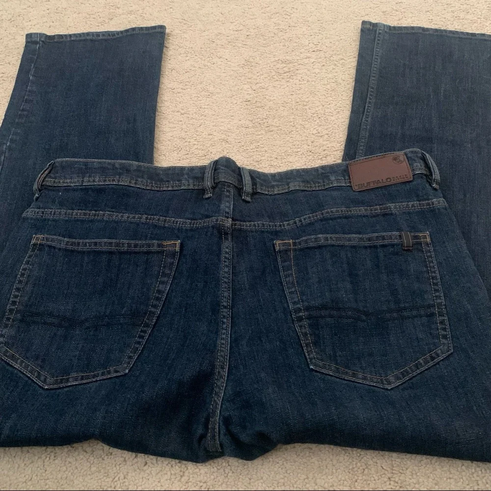 EUC Mens Buffalo Straight Stretch Jeans 40x32